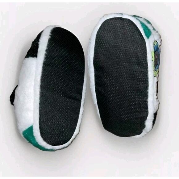 Rick & Morty Stoner 420 Sneaker Slippers | Limited Edition One Sz Fits All 5-13 main image 5